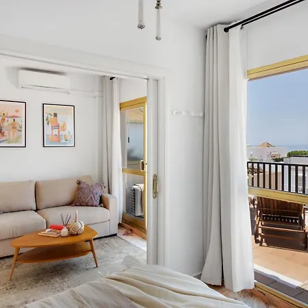 Sea View Studio I Penthouse, Beach Front Urbanization Romana Playa Elviria * Marbella