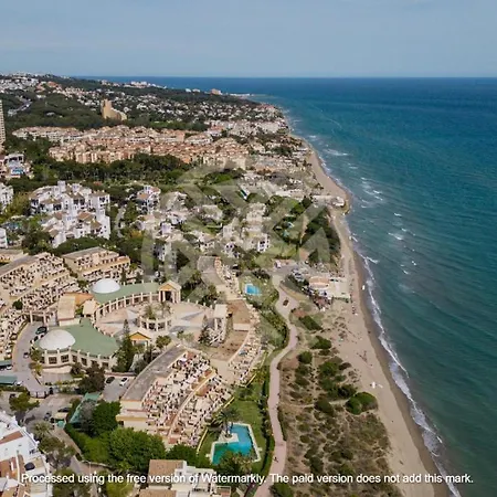 Sea View Studio I Penthouse, Beach Front Urbanization Romana Playa Elviria * Marbella